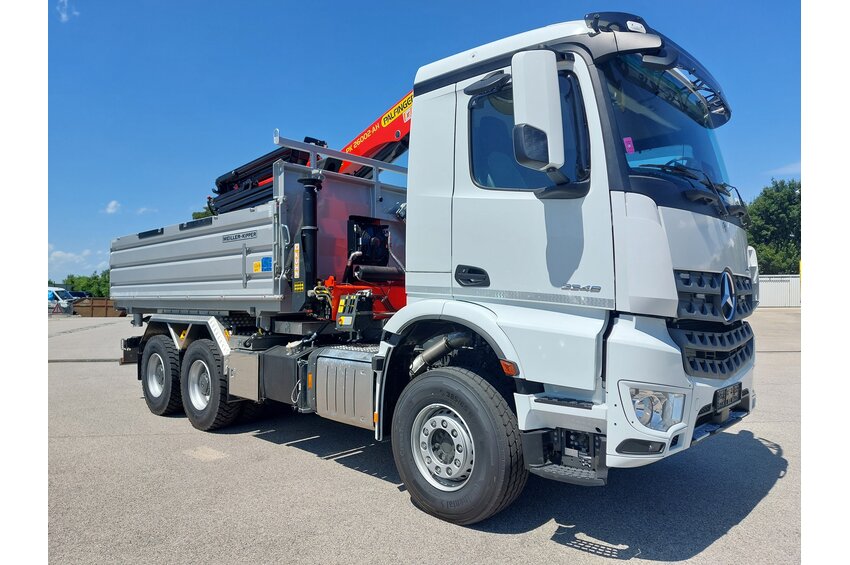 Kran Type PK-26002AH auf Mercedes Konsi (10002387)