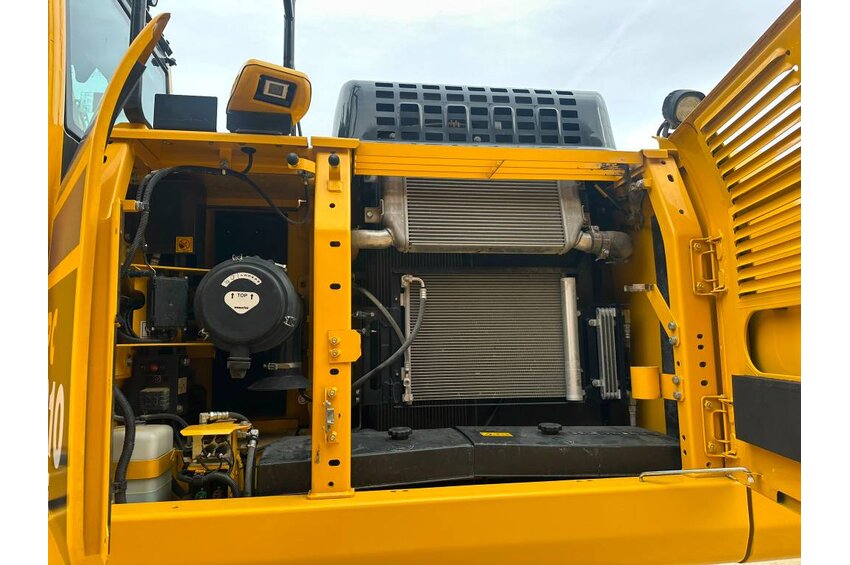 PC 210 LCI-11E0