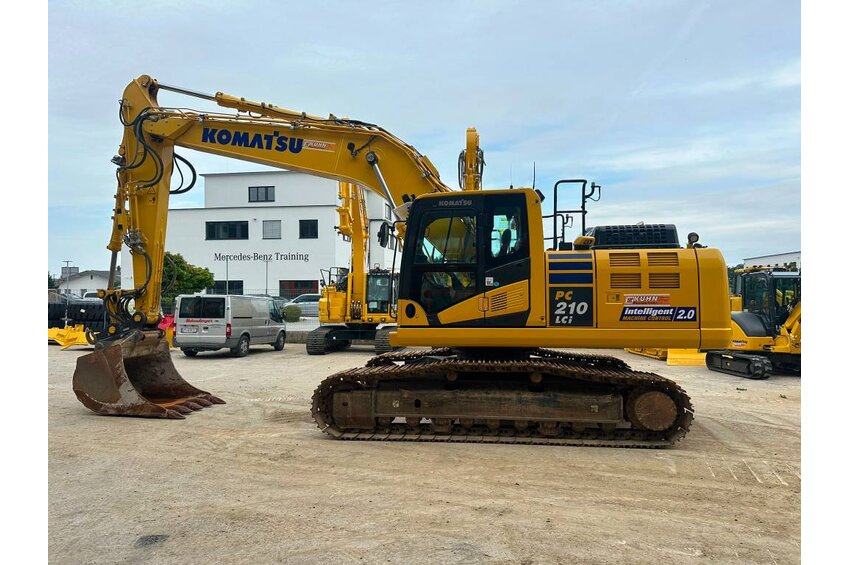 PC 210 LCI-11E0