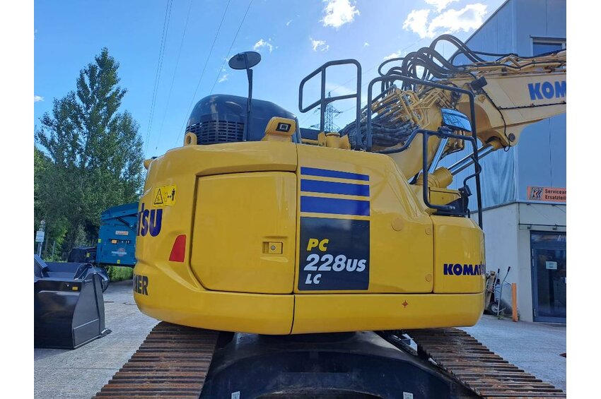 PC 228 USLC-11