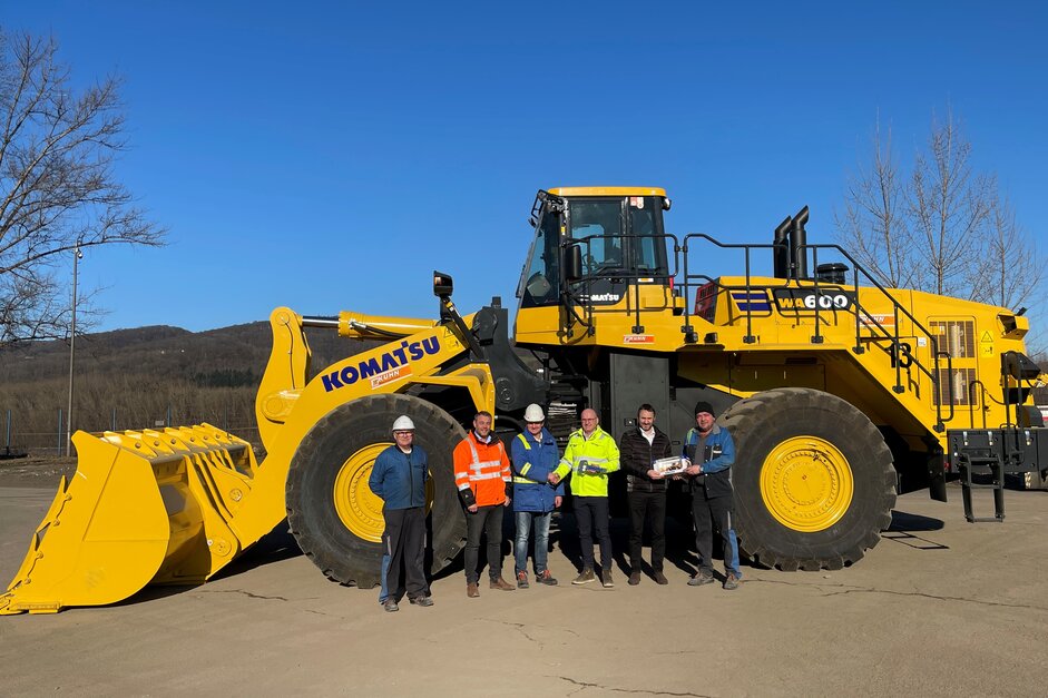 Voestalpine alpine Stahl GmbH setzt umweltschonenden Radlader von Komatsu im Unternehmensbereich Business Unit Bramme/Wertstoff-Zentrum ein